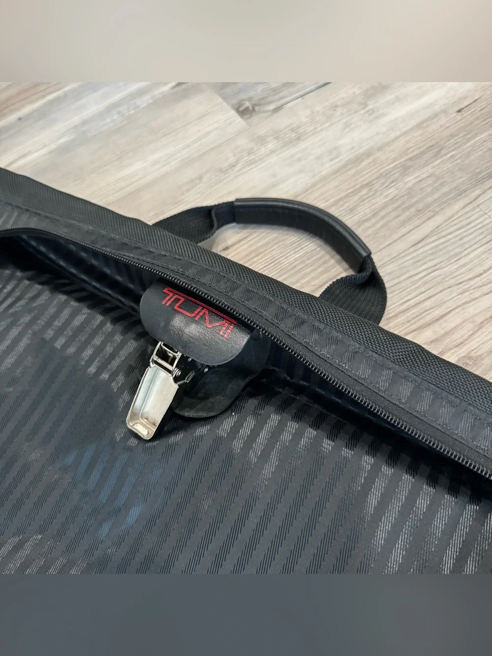 TUMI Black Trifold Travel Garment Bag Alpha 234D3